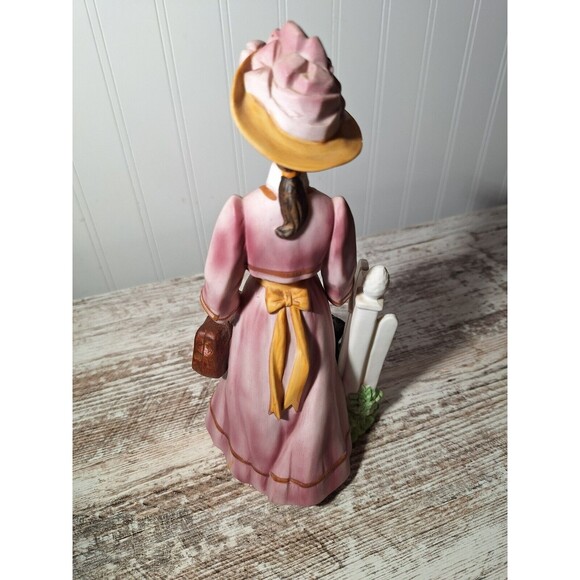 Vintage 1983 Avon Mrs Albee Presidents Club Award Porcelain Figurine Scottie Dog - Picture 8 of 11